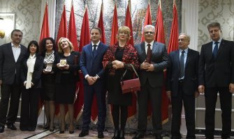 Šehović uručio državnu nagradu 