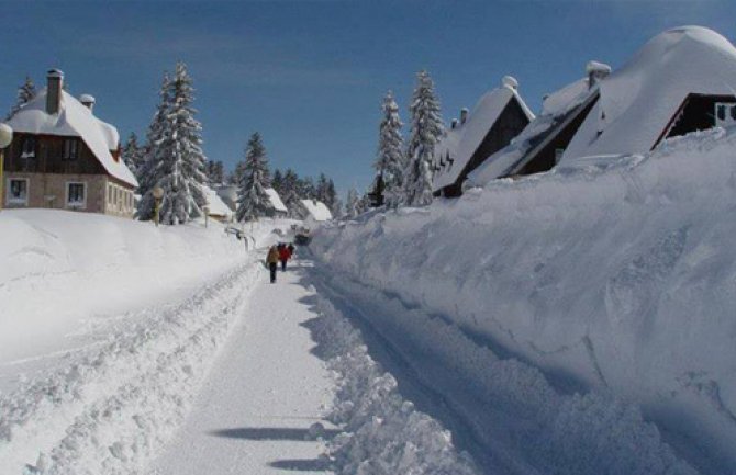 Besplatan prevoz ski autobusom do Javorovače i Savinog kuka