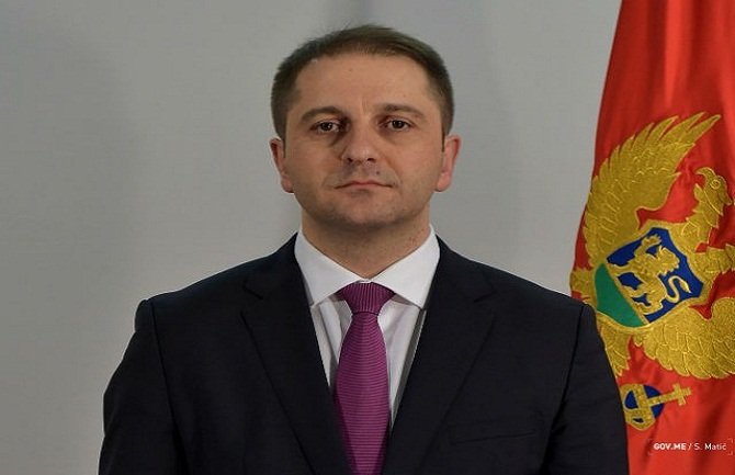 Šehović: Vladajuća koalicija da napravi savez u  svih 11 opština