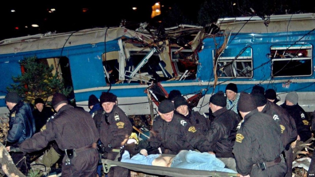 FFB217D9849A440994F6878FA1D6C151w987r1s