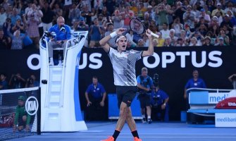 Federer u četvrtfinalu Australijan Opena