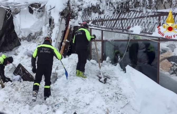 Izvučena sva tijela iz hotela zatrpanog lavinom, broj poginulih porastao na 29