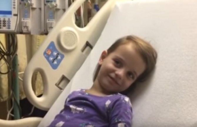 Selena poslala dirljivu poruku: Hvala što mi pomažete (VIDEO)