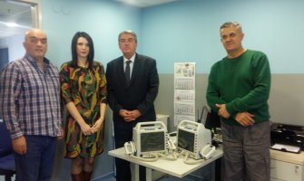 Ambulanta u okviru Aerodoroma Golubovci dobila defibrilator