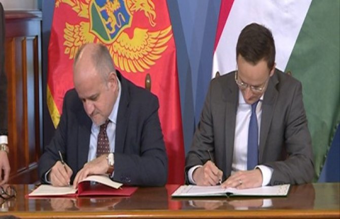 Crnogorski studenti mogu da se školuju na prestižnim mađarskim univerzitetima