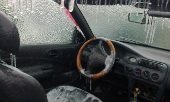 Vozio pod dejstvom droge, odao ga spušten krov na -6°C