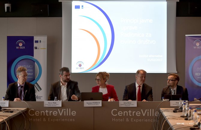 Uspostaviti javnu upravu okrenutu građanima