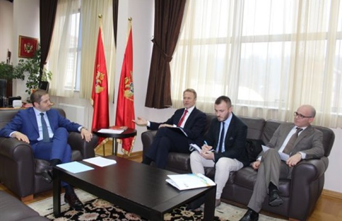 Ulaganje u obrazovni sistem ključ razvoja Crne Gore