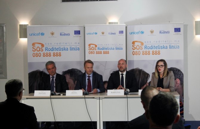 Otvorena SOS roditeljska linija: Pomoć pri usvajanju, kao i smanjenju nasilja nad djecom