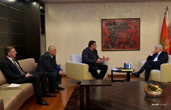 Posebna pažnja unapređenju dijaloga sa državnim službenicima i namještenicima