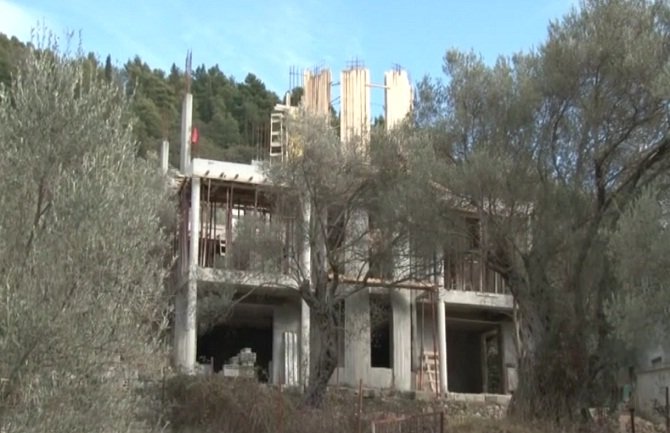 U Ulcinju intenzivirana divlja gradnja