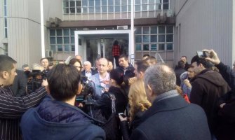 Kneževiću odloženo suđenje