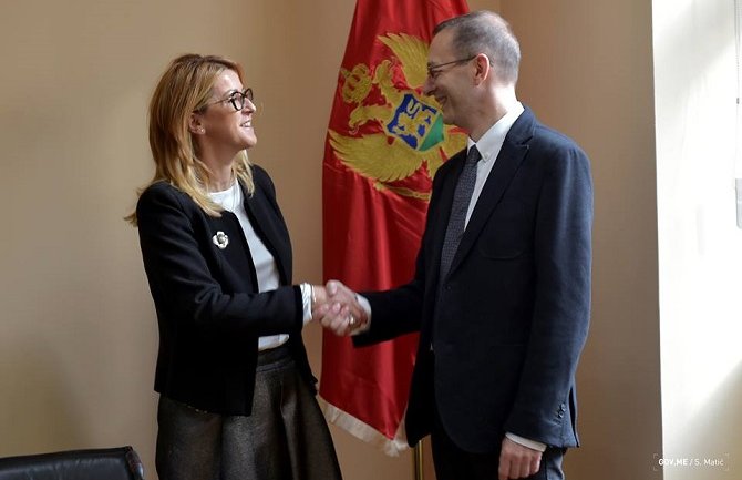 Zajednička saradnja CG i EU na polju reforme javnog sektora