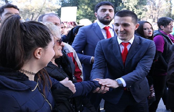 Demokrate u službi građana: Obezbijedićemo stručnu pomoć za sve majke