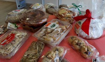 Gastro suveniri sve popularniji u turističkoj ponudi CG: Voćni hljeb budući brend