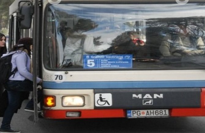 Haos: Autobusi u Podgorici se isključuju iz saobraćaja tokom dana zbog tehničke neispravnosti