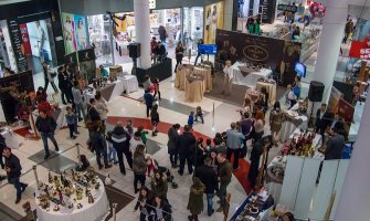 Drugi dan manifestacije „Čokolada i Vino“ (FOTO)