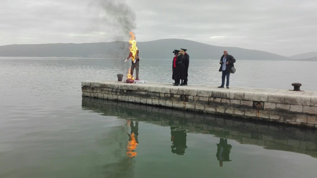 image002053919f177fc9dc9a05014710b0e29457c65a2d331e0fa1765bb79f6093499bc17V