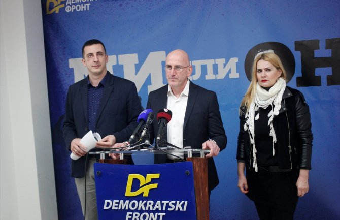  DF pokrenuo inicijativu da se Stjepanu Mesiću oduzme titula počasnog građanina