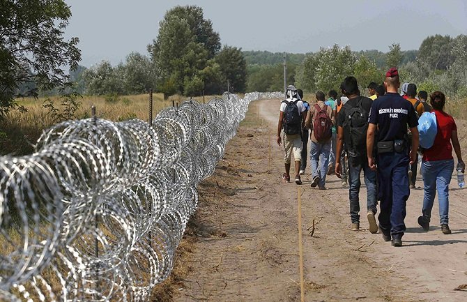 EU se sprema da migrante sakuplja u centrima izvan granica Unije