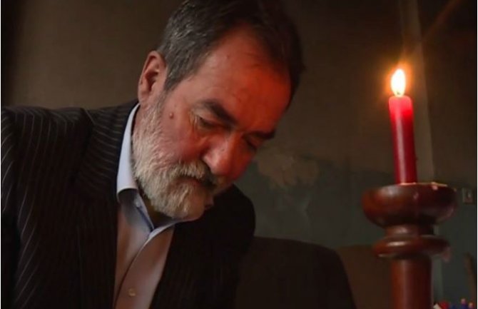 Pjesnik Bećo Došljak izašao iz mraka