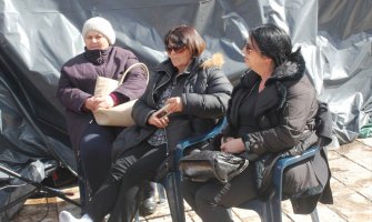 Ustavni sud hitno da odluči o smanjenju naknada