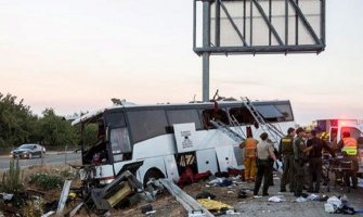 Autobus prvo ubio jednog pješaka, pa pokosio još 33