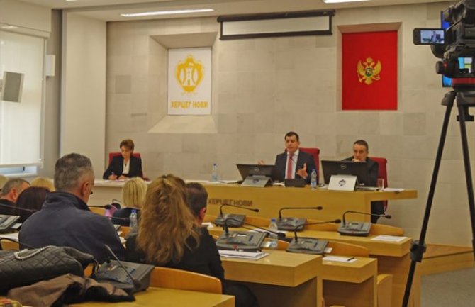 Herceg Novi: Opozicija smijenila Radmana