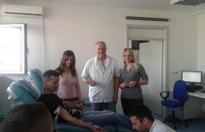Mladi PZPa dobrovoljni davaoci krvi