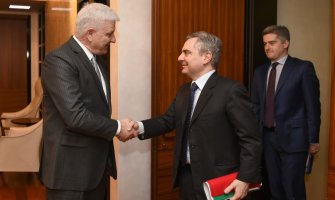 Evropska investiciona banka zainteresovana da gradi puteve, škole, bolnice