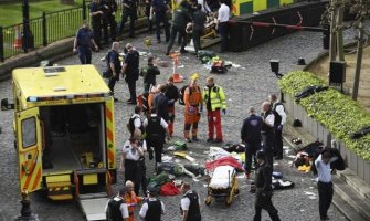 London: Raste broj poginulih, racije širom grada