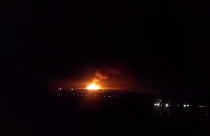 Ukrajina: Veliki požar u fabrici municije, evakuisano 15 000 stanovnika(VIDEO)