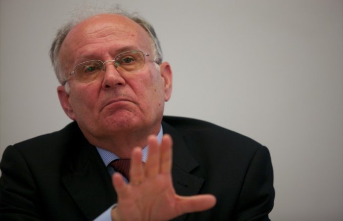 Grahovac: Problemi tek slijede