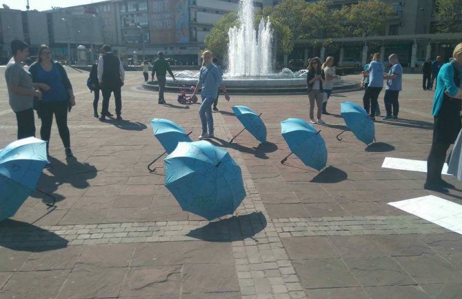 Malo drugačiji ljudi