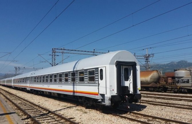 Mucević i Dacić zvanično preuzeli Željeznicu