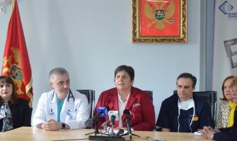 Italijanski kardiohirurg izveo složenu operaciju u KCCG, pohvale za kadar i tehnologiju