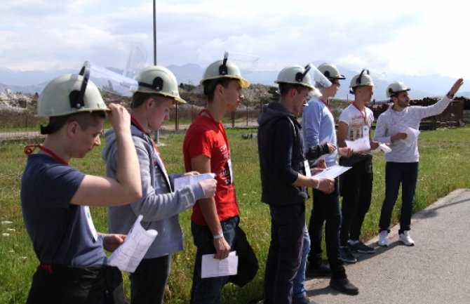 Akcioni dan: Srednjoškolci radili za dnevnicu