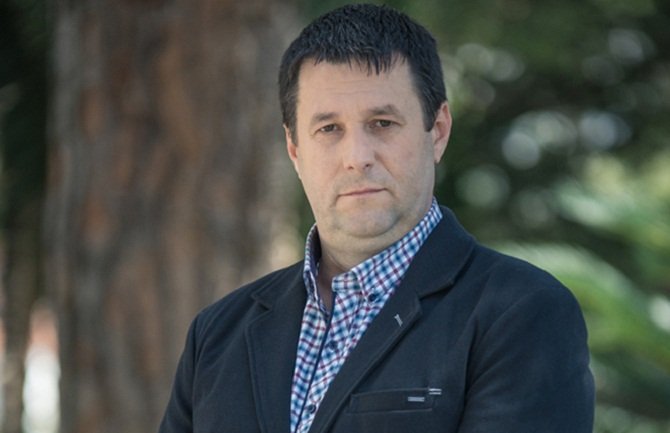 Simović: Uvođenje novih smjerova će poboljšati turističku ponudu