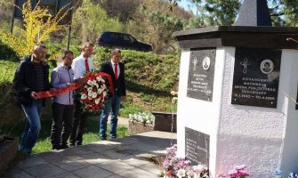 Cvijeće za žrtve NATO bombardovanja: Pamćenje je ono što im dugujemo