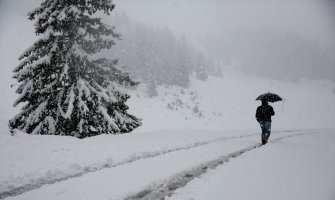 Sniježna mećava u BIH,  snijeg znao da padne i u junu i avgustu(FOTO)