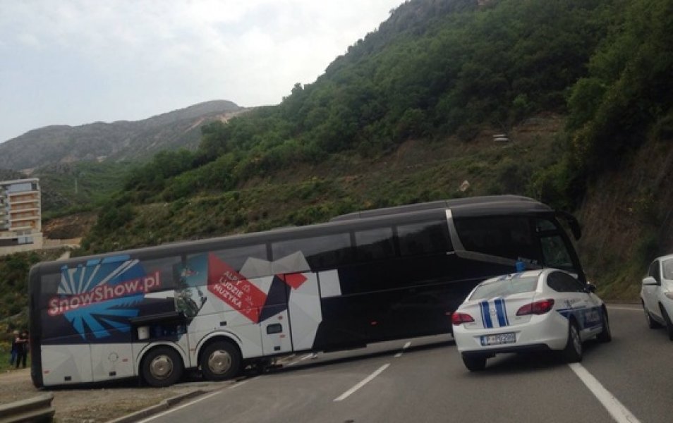 816b4f234e3d28832dd88e0c8adb98db