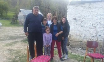 Šestočlana porodica Moračanin iz Tomaševa gradi novi dom