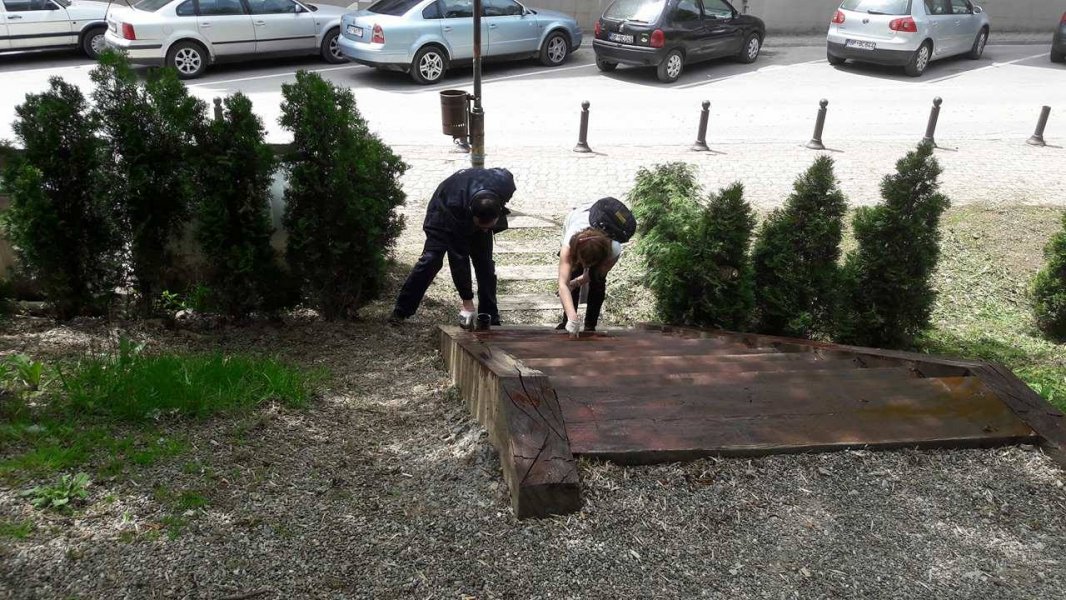 1829005610213318861353977449150825o