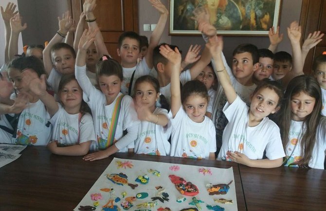 “Mali čuvari prirode” učili o ribolovnoj zabrani i očuvanju vrsta Skadarskog jezera