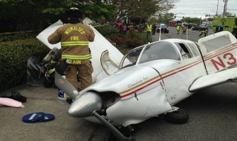 Kao iz akcionih filmova: Pilot preživio pad aviona (FOTO, VIDEO)