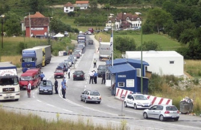 Obustavljen saobraćaj na Graničnom prelazu Gostun