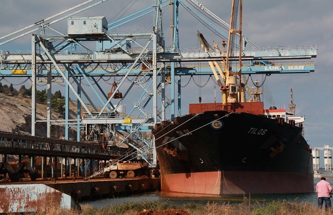 Bošnjačka stranka želi da upravlja Lukom Bar