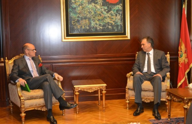 Članstvo u NATO pruža nove mogućnosti saradnje sa Norveškom