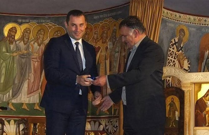 Šćekić odlikovan medaljom Svetog Petra Cetinjskog
