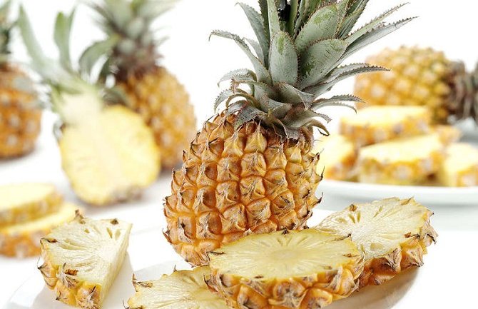 Inspektori zabranili uvoz skoro devet tona ananasa